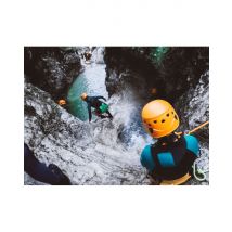 Wonderbox Canyoning sportif en Espagne au cayon de miraval (22) - Idée cadeau Vivez une journée de canyoning sportif dans les Pyrénées espagnoles, à 