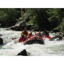 Wonderbox Rafting - proche de Perpignan - Idée cadeau Découvrez le pays cathare avec une descente des gorges de l'Aude en rafting. Idéal pour 