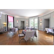 Wonderbox Séjour gourmand avec petit déjeuner et dîner à 40 minutes de Tours - Idée cadeau Une nuit en chambre double "Tradition", Un dîner "Menu 