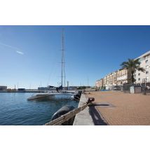 Wonderbox Croisière en catamaran de course - proche de Montpellier - Idée cadeau Naviguez sur un véritable catamaran de course et participez aux 