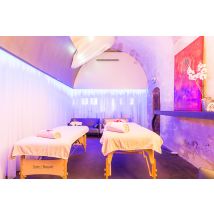 Wonderbox Un modelage à Paris - Idée cadeau Un modelage cocoon relaxant (1h), Un accès au spa : piscine, spa avec bains à remous, nage à contre 