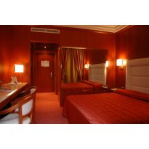 Wonderbox Soggiorno di due notti in un Hotel 4* di Monza - Cofanetti regalo Nel cuore della Brianza, l'As Hotel Monza si trova in posizione strategica