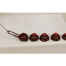 Wonderbox Corso di pasticceria dal vivo per 2 persone in provincia di Cuneo - Cofanetti regalo Amanti del cioccolato? Questo è il luogo che fa per voi