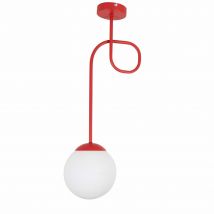 Lampada a sospensione in metallo rosso e sfera in vetro bianco - Modello Contemporaneo - Maisons du Monde