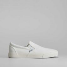 Zapatilla slip on básica NYC