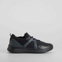 Zapatilla walking negra UTWO