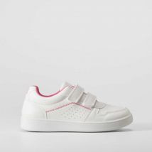 Deportiva blanca y rosa UTWO