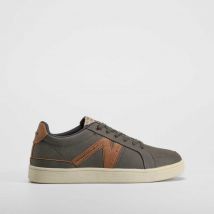 Zapatilla urbana gris NYC