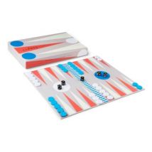Play backgammon