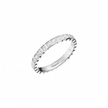 Chopard - Ring Ice Cube for Women - Ethical White Gold, Half-set Diamonds - 0.11 Carats