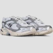 Baskets basses New Balance 725