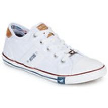 Lage Sneakers Mustang  RUGARL
