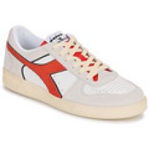 Lage Sneakers Diadora  MAGIC B LOW SUE