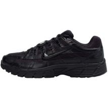 Baskets basses Nike P6000