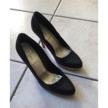 Chaussures escarpins Bata Escarpins noir