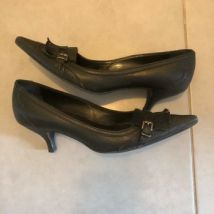 Chaussures escarpins San Marina Escarpins noirs à talons Mythe San Marina - T 35