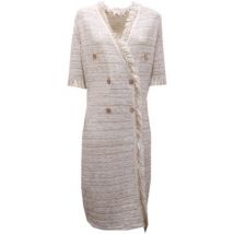 Robe courte D. Exterior -