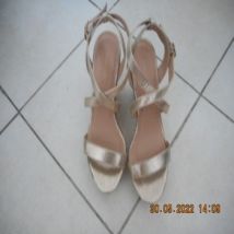 Sandales New Look Sandales compensées en liège Or New Look