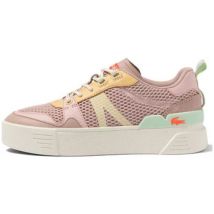 Baskets basses Lacoste L002 123