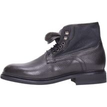Boots Berwick 1707 -