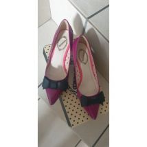 Chaussures escarpins Banned Escarpins pin-up vernis pourpre
