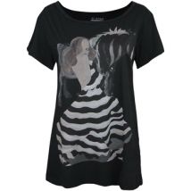 T-shirt Blood Is The New Black NS8069