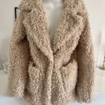 Veste H&M Veste bouclettes