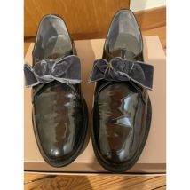 Derbies Salonissimos Derbies cuir vernis gris avec noeud velours gris