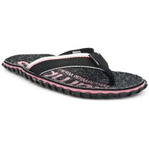 Tongs Gumbies Cairns