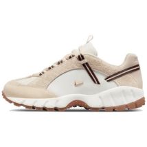 Baskets basses Nike Air Humara LX Jacquemus Beige