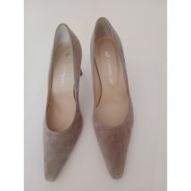 Chaussures escarpins Studio Paloma Escarpins velours beige