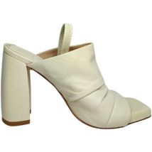 Mules Ixos c22e25062-007_akita