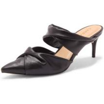 Mules Carrano -