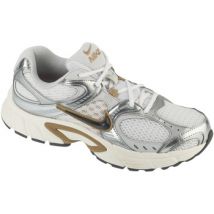 Baskets basses Nike V5 RNR