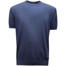 T-shirt Outfit -