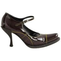 Chaussures escarpins Prada Talons en cuir verni marron