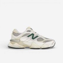 Baskets basses New Balance 9060 Sea Salt Yellow