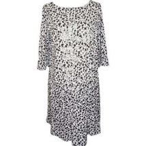 Robe Esmara Robe Taille 46 / XXXL Blanc