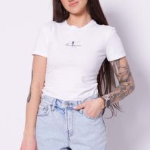 T-shirt Calvin Klein Jeans Camisetas Mujer Modèle Lv047f841g