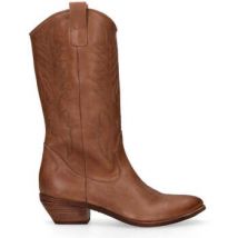 Boots Mohai Easter Island -