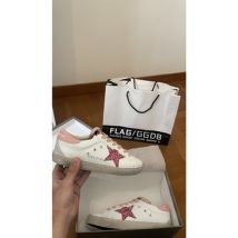 Baskets basses Golden Goose Chaussures Golden Goose superstar femme