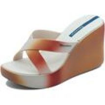 Sandali con zeppa Ipanema  83423 Colore Fem Beige