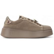Gio +  Lage Sneakers -