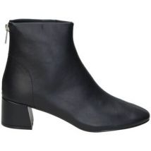 Enkellaarzen Corina M5870