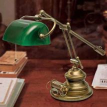 Lampa stołowa Belleville w antycznym stylu
