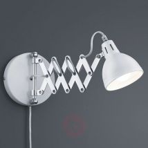 Lampa ścienna Scissor z białym matowym kloszem