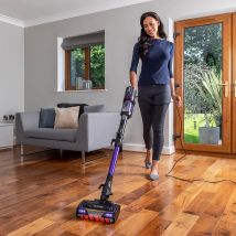 Shark® Corded Vacuum Cleaner with Anti Hair Wrap & Flexology - HZ500UK