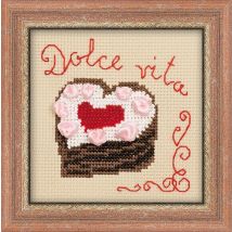 Riolis Heart Cake Counted Cross Stitch Kit