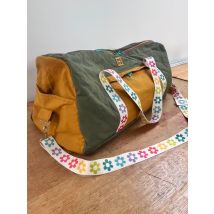 Two Stitches Paper Sewing Pattern Earnley Duffel Bag