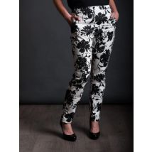 The Avid Seamstress Paper Sewing Pattern The City Trousers